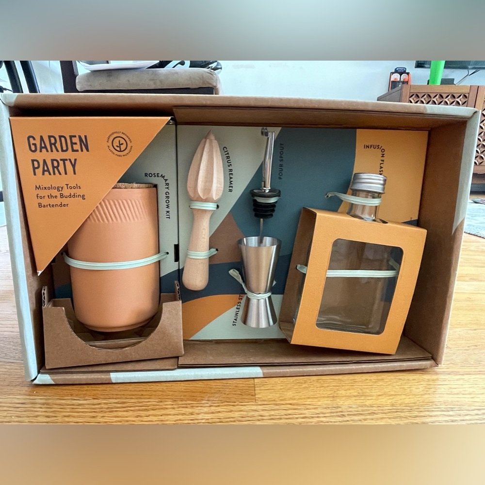 Modern Sprout Garden Party - Rosemary Grow and Mixology Kit